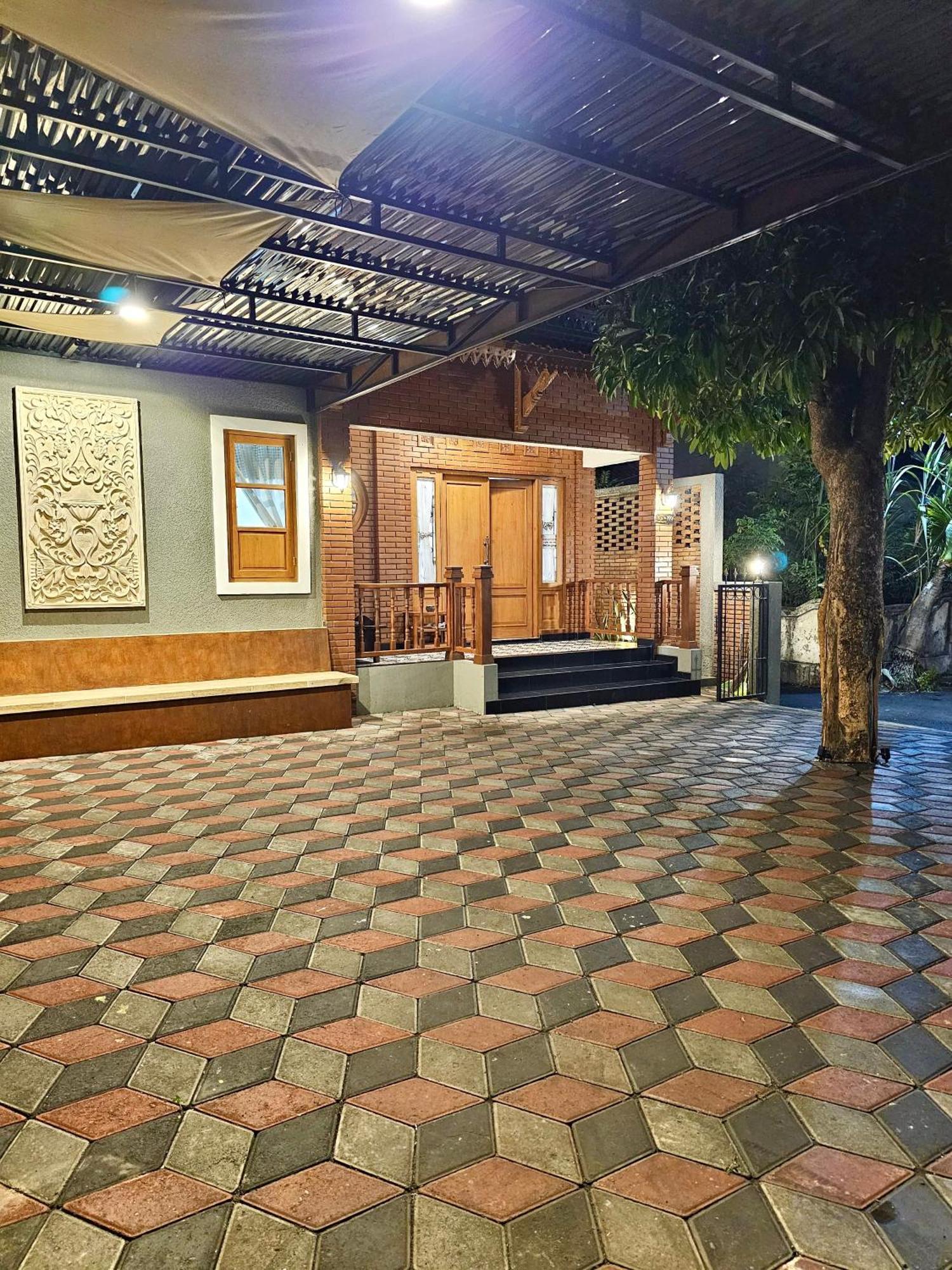 Omah Tabon Jogja - Close To Malioboro Джокьякарта Экстерьер фото
